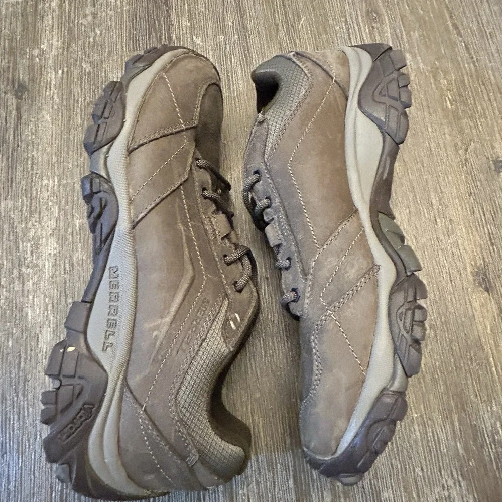 Merrell Boulder J91831 Men's Size 10 Brown Nubuck Leather Hiking Shoes Vibram